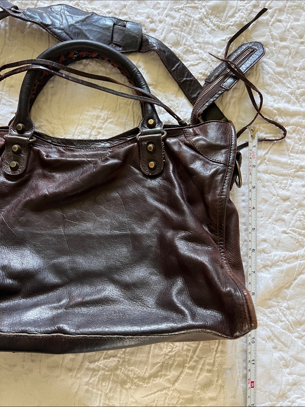 Balenciaga the City Leather Brown Shoulder Bag - Picture 11 of 17